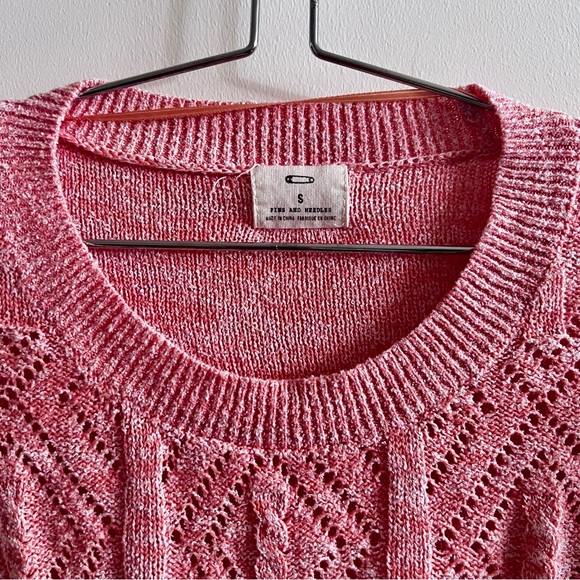 PINS & NEEDLES CROPPED POINTELLE KNIT SWEATER (CORAL PINK) - Picture 3 of 7